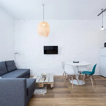 Campana Apartmanhotel *